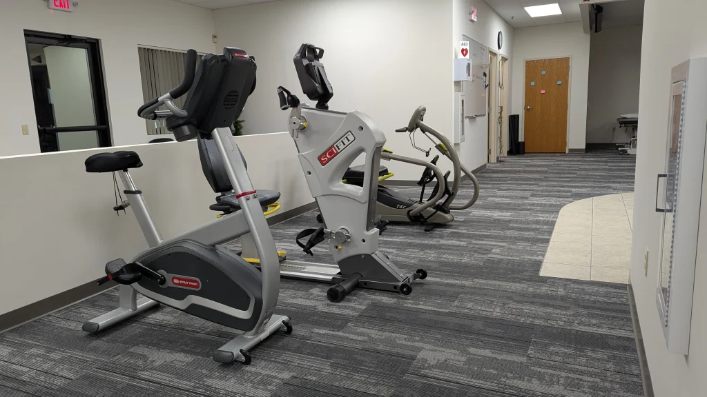 Stationary exercise equipment